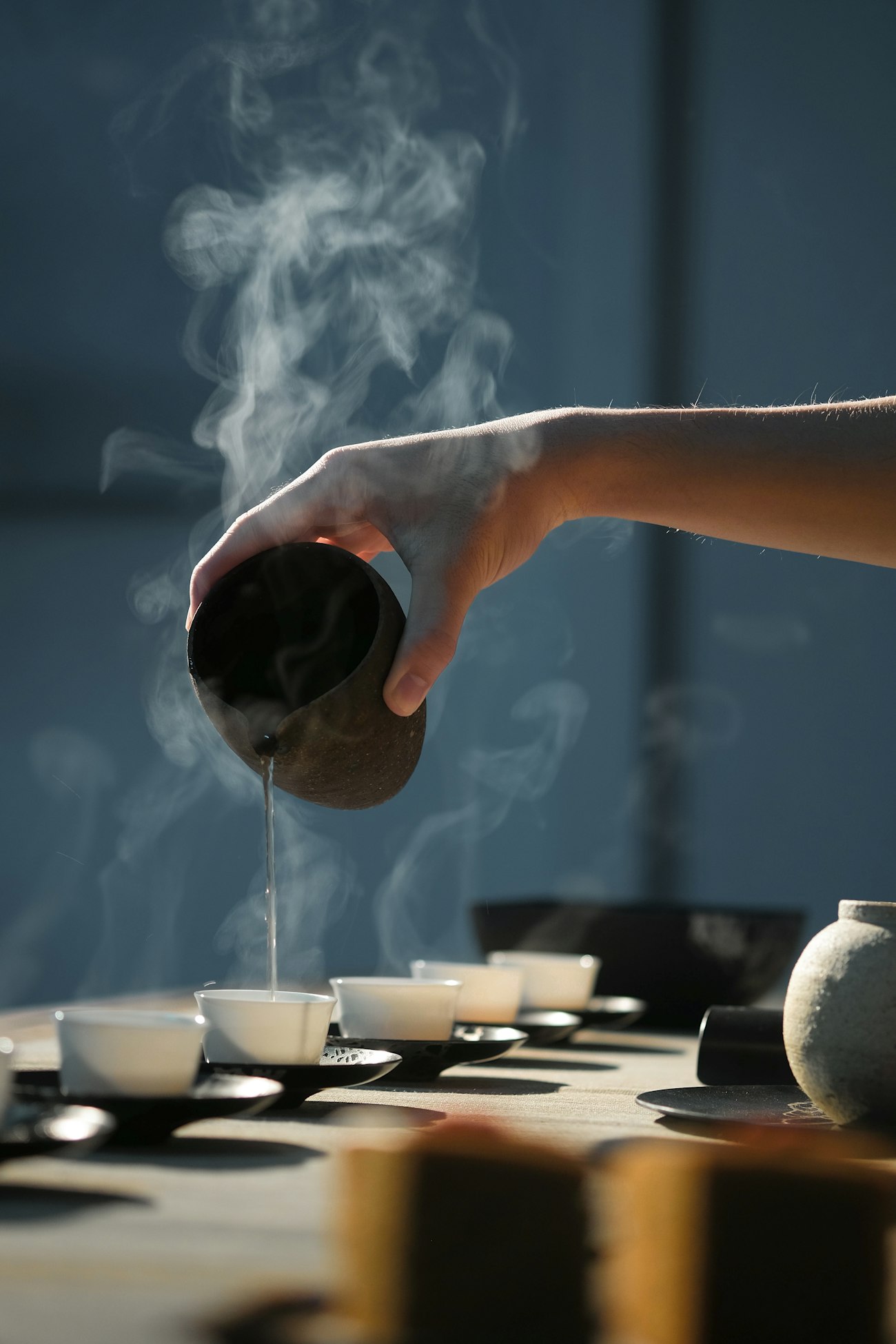 Hòn đảo ngọc bích, hồn chợ đêm — gói trọn trong từng món ăn.